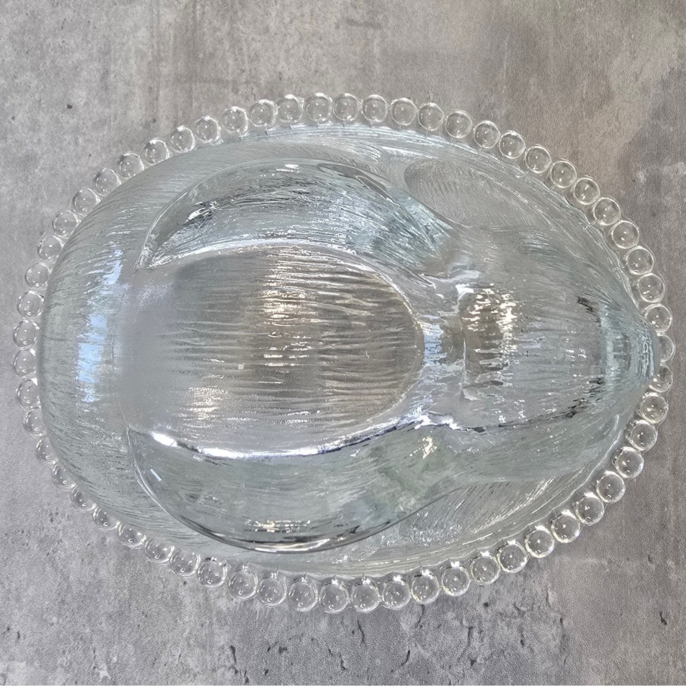 Vintage Bunny on Nest Clear Pressed Glass Candy Dish Beaded Rim Easter - Picture 5 of 12